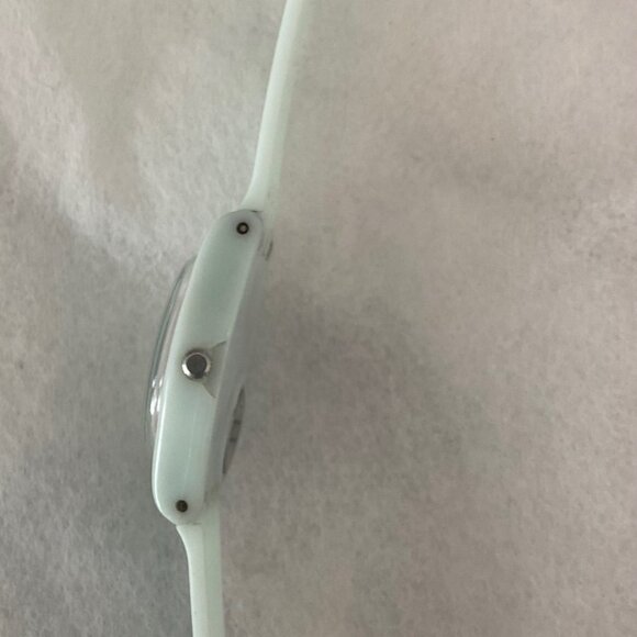 Swatch Watch Greenbelle Classic 2017 - Picture 3 of 4